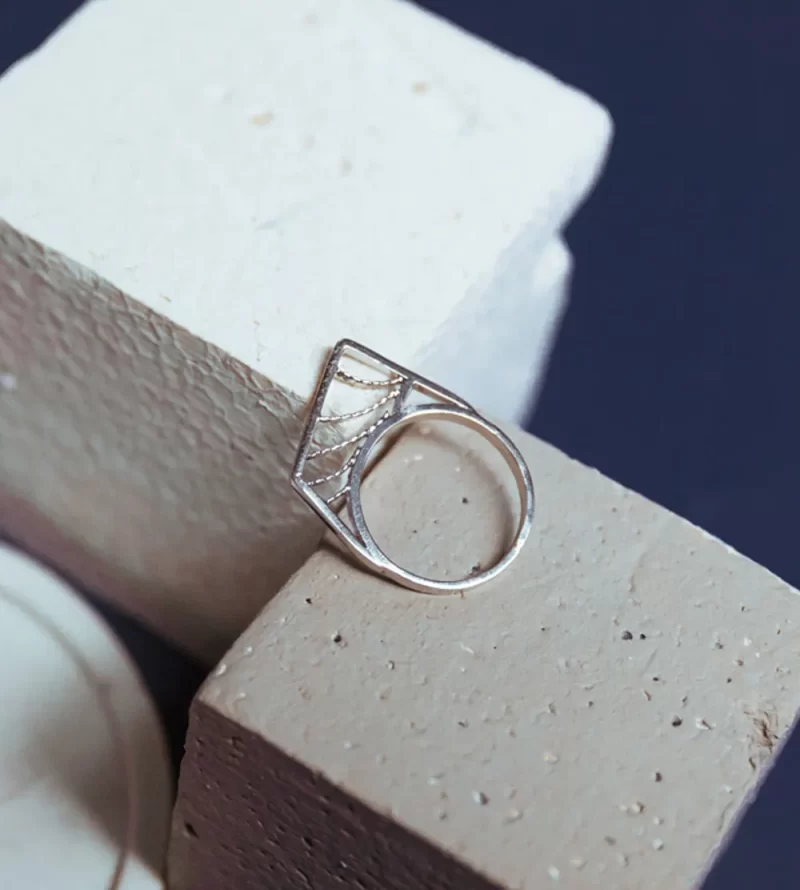 Asymmetrical Ring