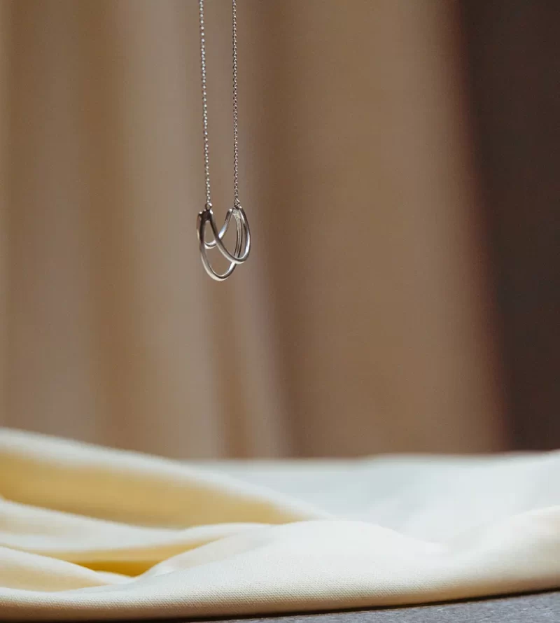 Triplets Necklace