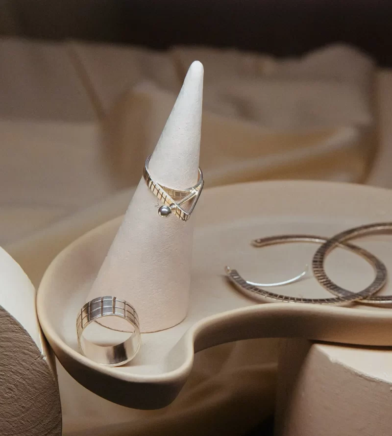 Chevalier Ring